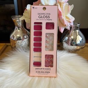 Dashing Diva Gloss Ultra Shine Gel Palette